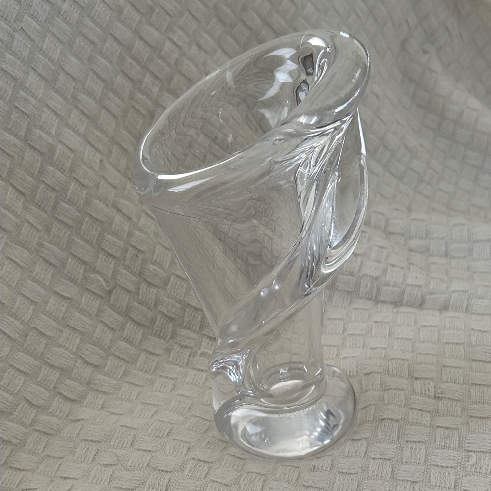 Art Vannes Rare Find Elegant Crystal Sculptural Vase